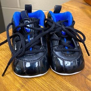 Nike baby shoes 2c